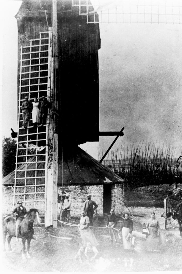 Bockwindmühle zu Hottorf